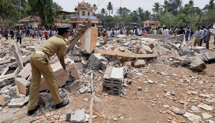 Kerala temple tragedy: At least 106 killed, CM Chandy orders judicial probe; PM Modi meets victims 