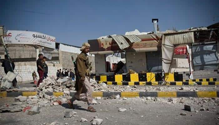 Yemen`s loyalists, rebels vow to respect truce