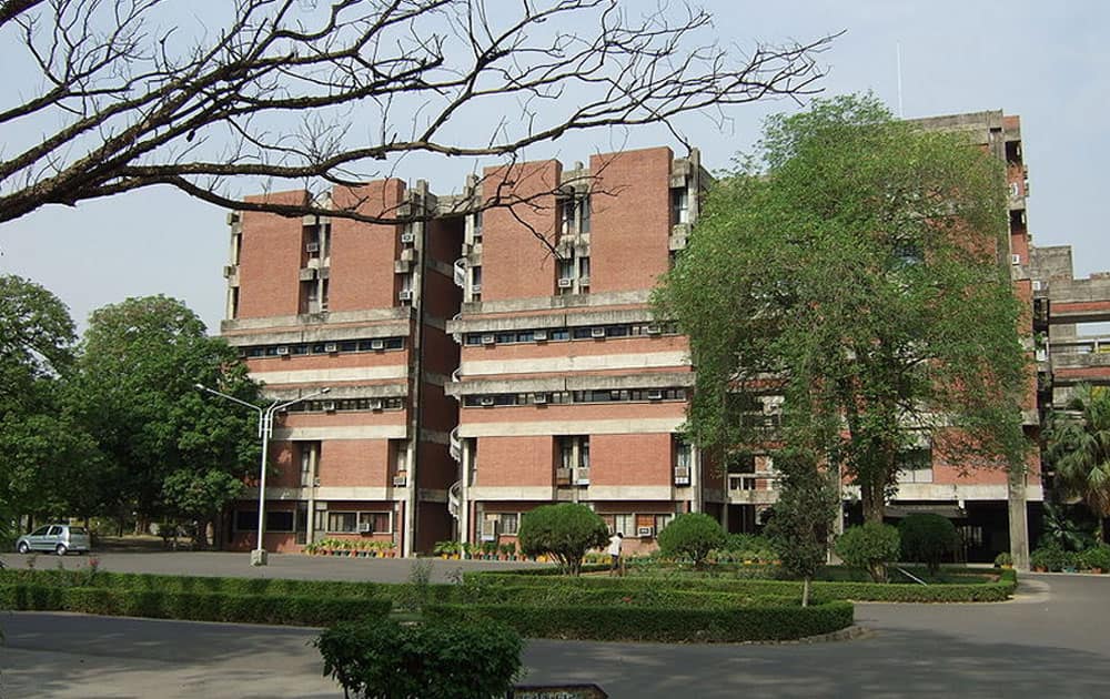 9. Indian Institute Of Technology, Kanpur