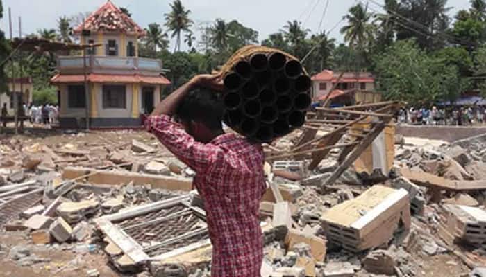 Kerala temple tragedy: Five officials Puttingal Trust surrender