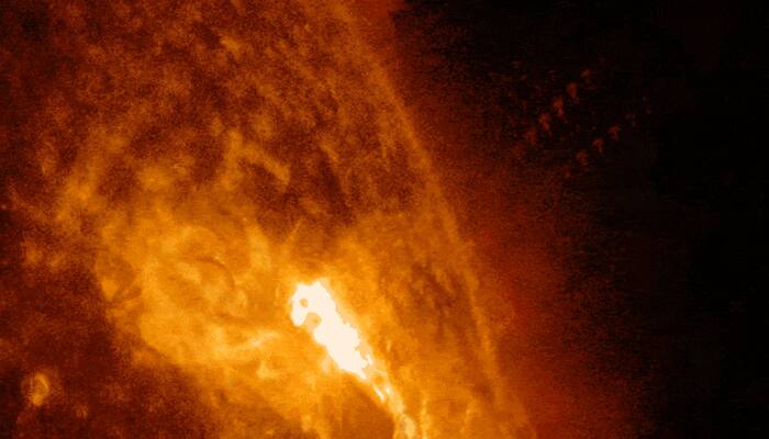 Images of mid-level solar flare captured by NASA&#039;s SDO! - See pic