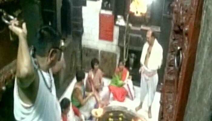 Trupti Desai offers prayers at Trimbakeshwar Temple, likely to meet PM Modi in May