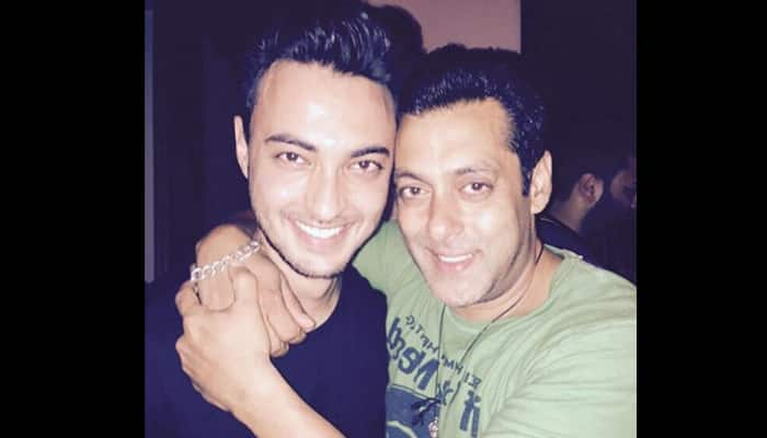 Whoa! Salman Khan&#039;s BIL Aayush Sharma all set to take the silver screen by storm?