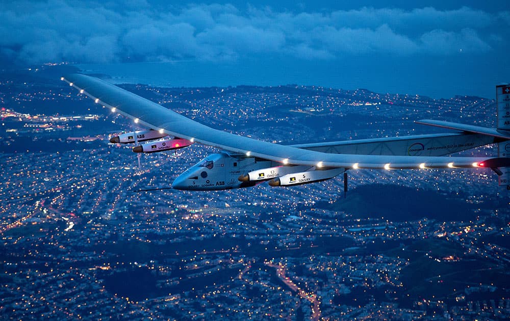 Solar Impulse 2 flies over San Francisco.