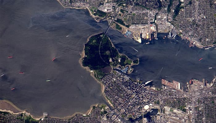 See pic: Greetings to City of Vancouver, Canada from Space Station!