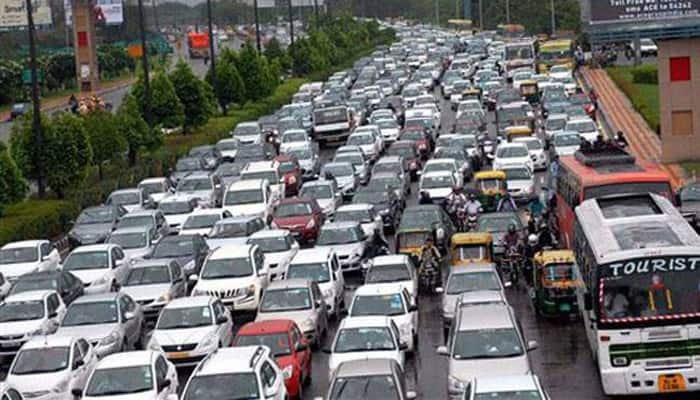 Will consider exempting lawyers in next odd-even phase: Delhi govt