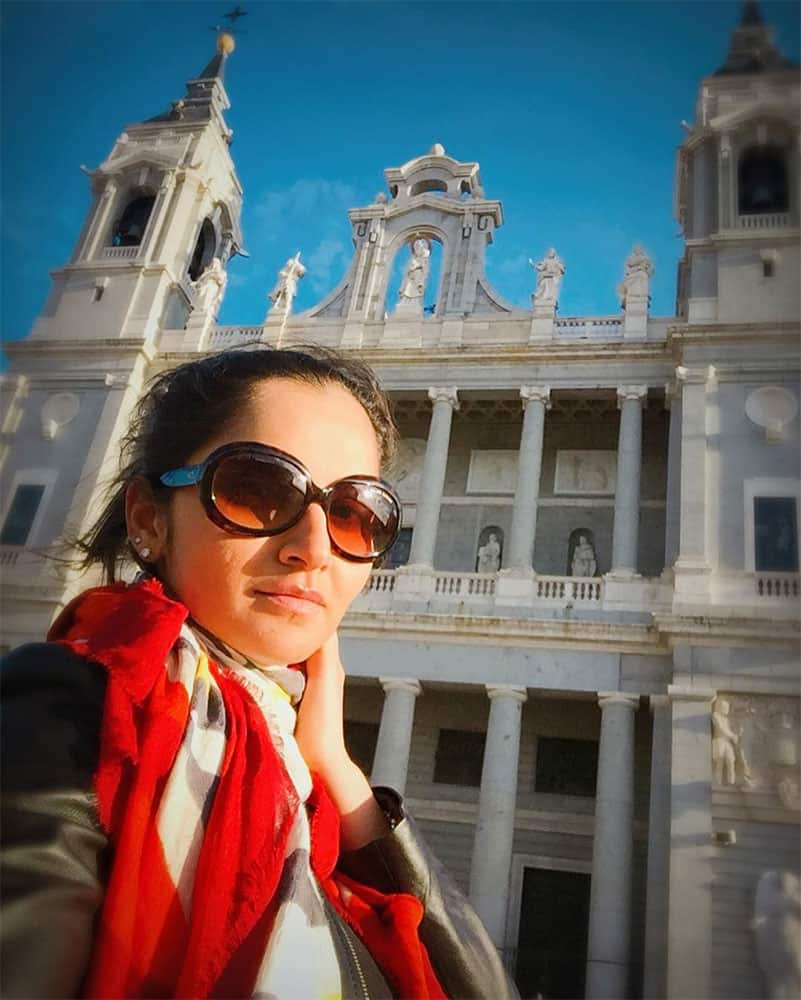 Sania Mirza :- Tourist in Madrid 1  #PalacioReal #Globetrotter  #beauty -instagram‏@MirzaSania