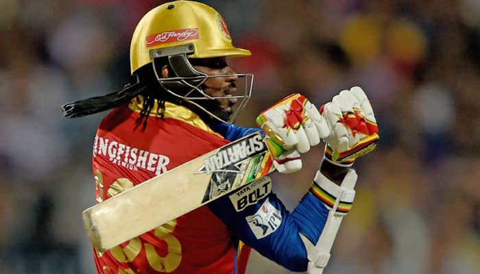 PHOTO: &#039;World boss&#039; Chris Gayle with &#039;Macho boy&#039; Sarfaraz Khan in cool pic