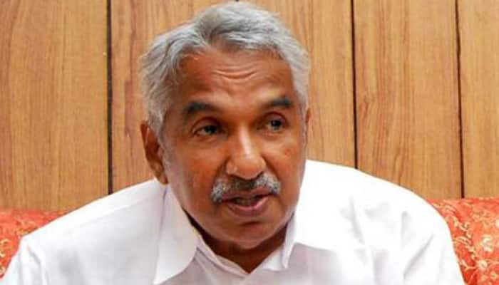 Kerala CM Chandy files defamation case against Achuthanandan