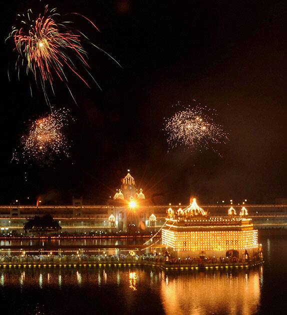 Fireworks at Golden temple to mark the 463rd Birth Anniversary of the fifth Guru Arjan Dev Ji, in Amritsar.