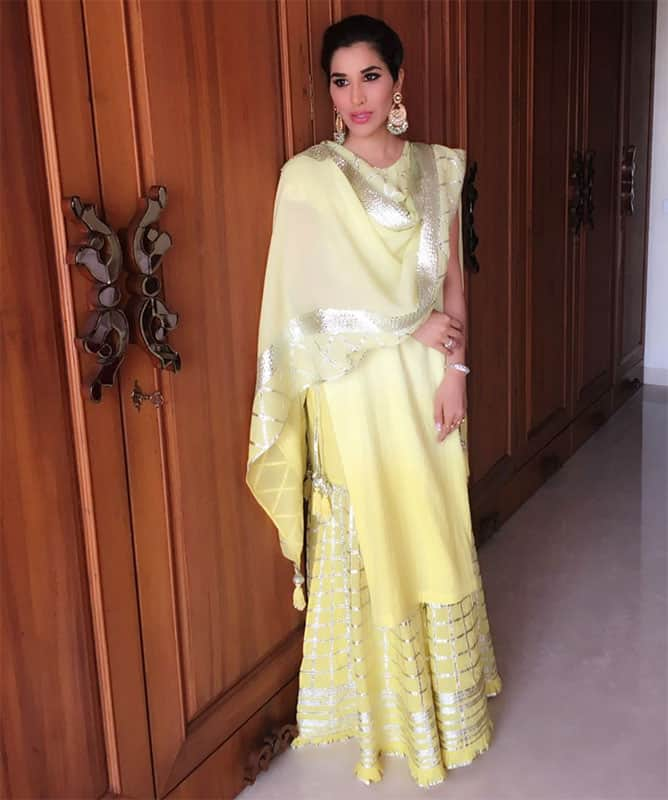 Twitter@Sophie_Choudry