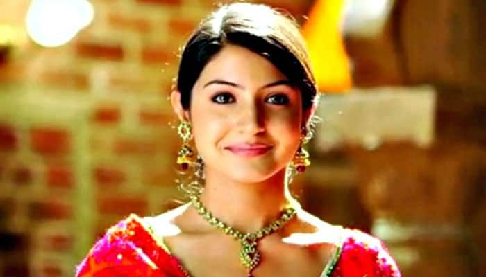 Birthday special: Anushka Sharma is the selfie queen of Bollywood! Here&#039;s a proof