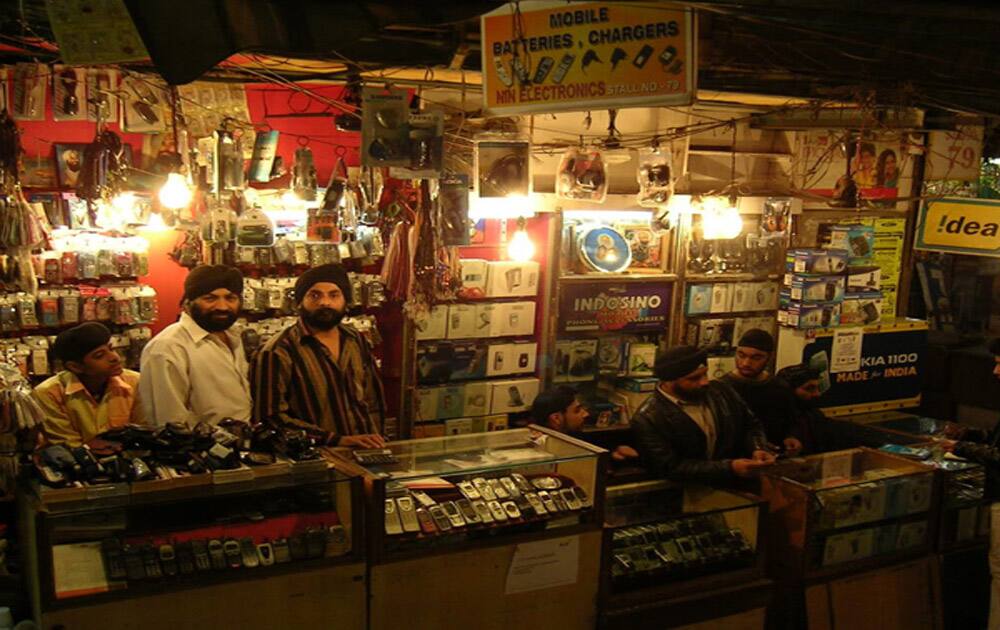 Gaffar market, Delhi: Named after freedom fighter Gaffar Khan, this market was set up in 1952. It is popularly known as grey markety for electronic goods like air-conditioners, cameras, televisions, mobiles as well as other accessories. Shopkeepers here claim that fakes sold by them are quite good as compared to the original products!