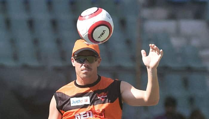 SRH vs RCB, IPL 2016: Why David Warner was unhappy with Tabraiz Shamsi’s &#039;Bus Driver&#039; celebration!