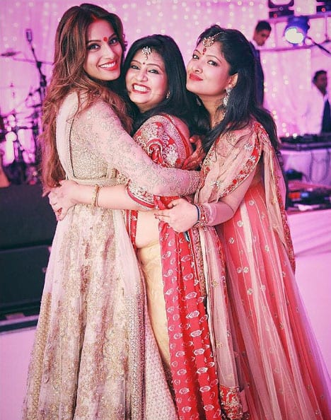 My sisters ❤ Thank you both of you for everything you guys do for me always. Love you❤ - Instagram@bipashabasu