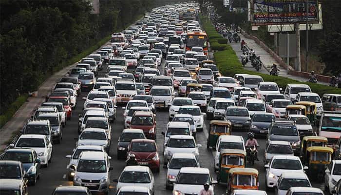 Delhi government seeks taxi unions&#039; views over ban on diesel cab