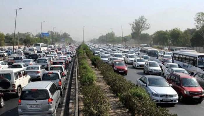 Now, Centre moves Supreme Court seeking relaxation on ban on diesel taxis in Delhi/NCR