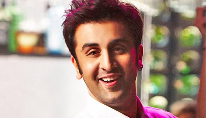 Ranbir Kapoor spotted with Sanjay Dutt's twin kids - See Pic