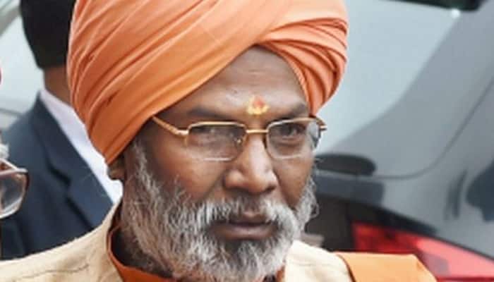 Appalling! Girl asked to unbutton her jeans before BJP MP Sakshi Maharaj – Watch