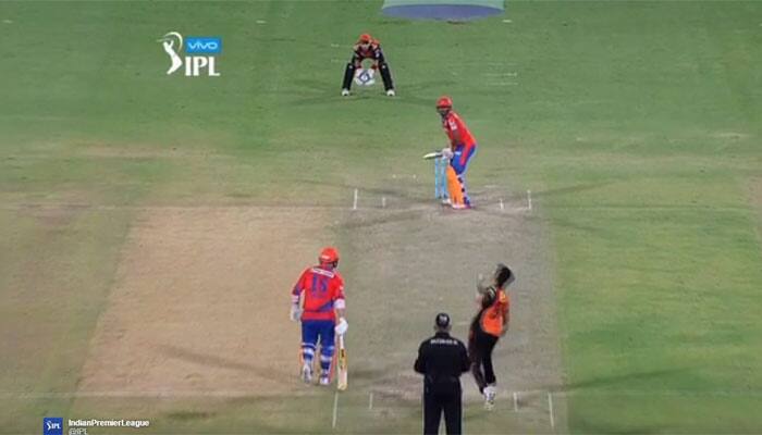 WATCH: SRH vs GL - When Dwayne Bravo was left stunned by Vijay Shankar&#039;s &#039;Champion&#039; effort