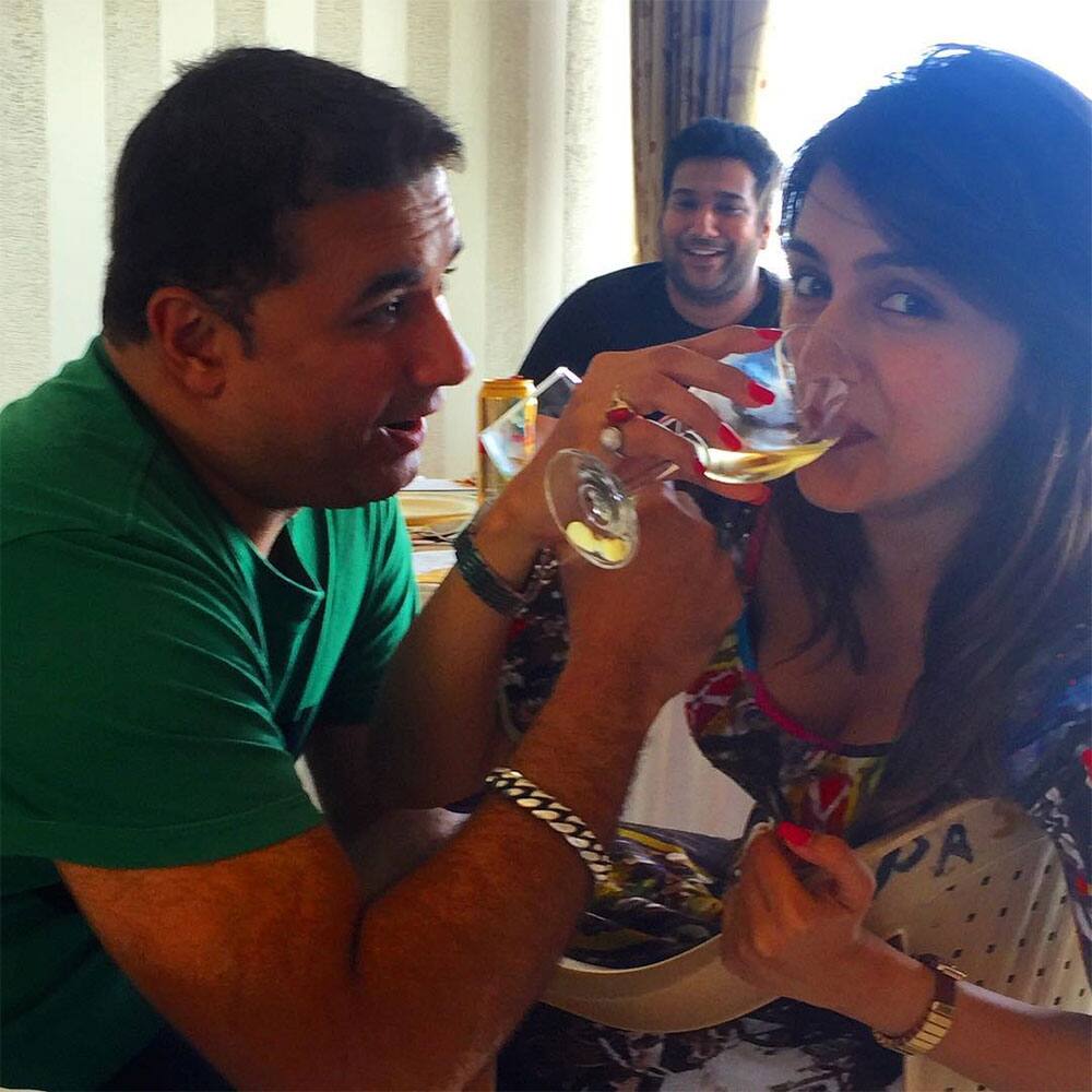 Aarti Chabria ‏:- #wine with my bestie adits30  u know i love you! -instagram
