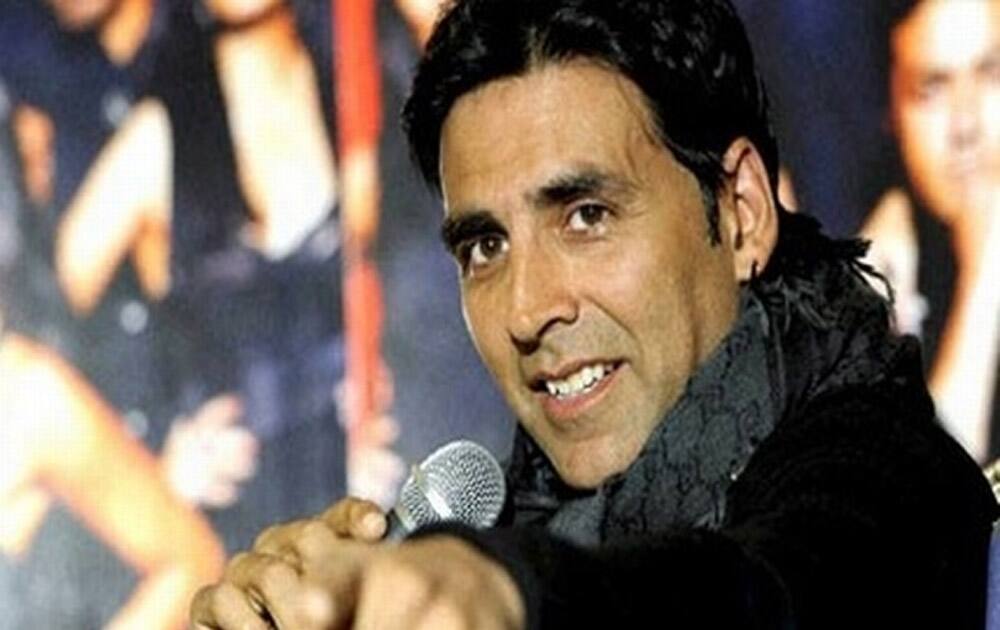 2. Akshay Kumar – Rs 30 crore