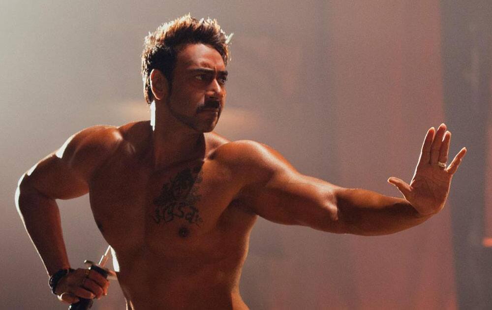 4.AJAY DEVGAN – RS 35-40 CRORE