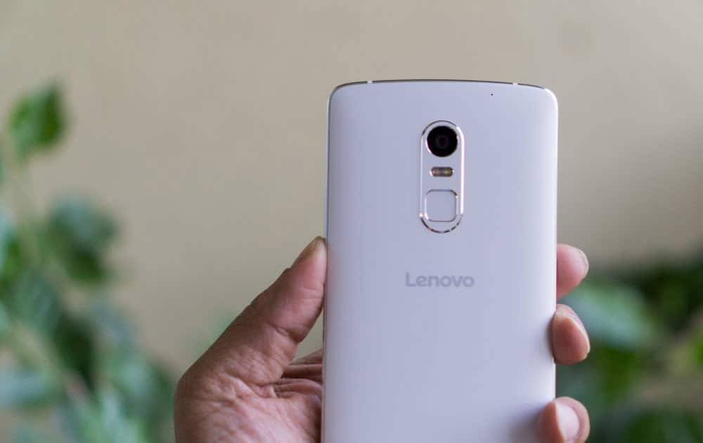 Lenovo Vibe x3 with 5.5 inch display. Battery: 3500 mAh. Camera: 21 MP. Hexa core. Priced at Rs 19,999.