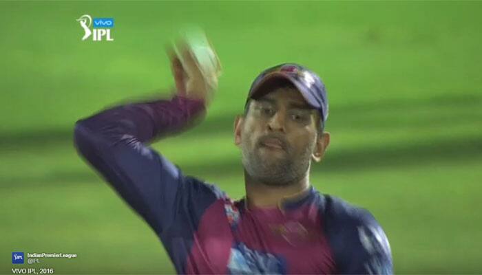 IPL VIDEO: Which shows MS Dhoni might bowl in the remaining matches of Rising Pune Supergiants!