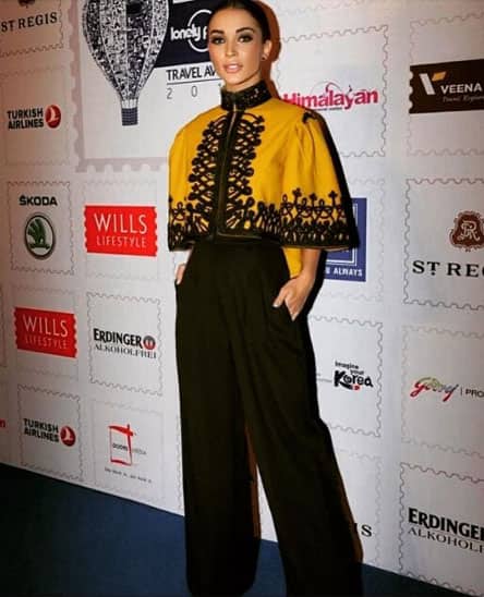 Walking the blue carpet for Lonely Planet Awards last night | makeup @jacobsadrian | hair @aasifahmedofficial | styling @theanisha wearing @pankajandnidhi | shot by @bollywoodjammer - Instagram@iamamyjackson