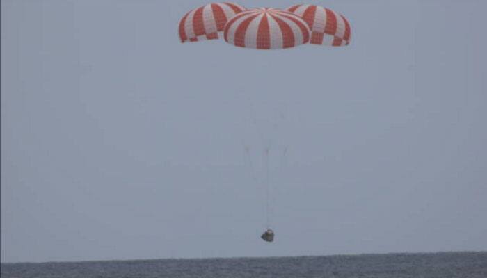 SpaceX&#039;s Dragon cargo ship splashes down in Pacific