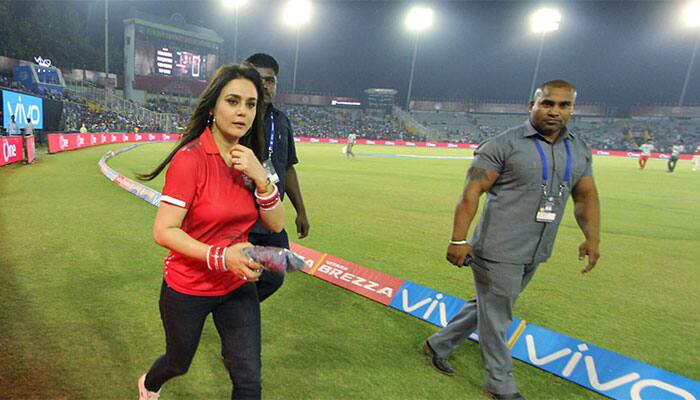 IPL 2016: Was disappointed but did not threaten, use F-word against KXIP&#039;s coaching staff, says Preity Zinta