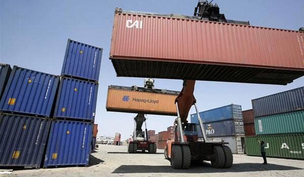 India&#039;s exports fall for 17th straight month in April