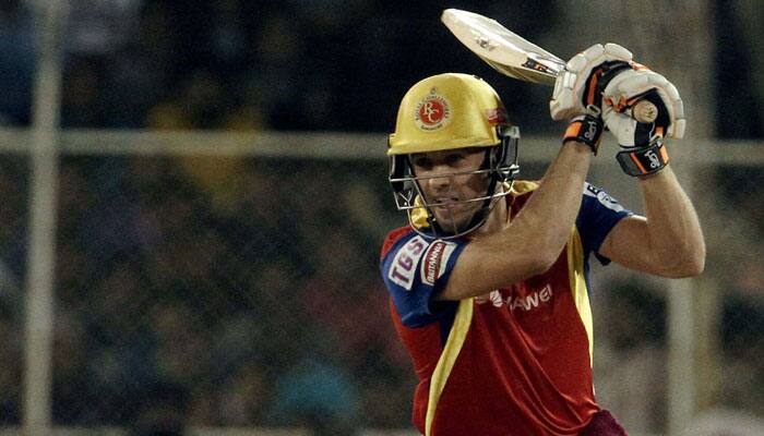 IPL 9: Did AB de Villiers hit biggest ever behind the wicket six?