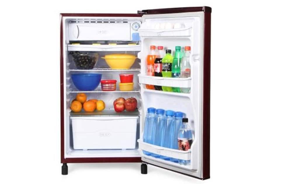 Videocon VAB163 Single Door 150 Litres Priced at Rs 8,990 (Flipkart). It comes with  150 Ltrs capacity, Direct Cool Technology,Anti Bacterial Door Gasket, Removable Gasket,Insitu Door Foam and Brand Warranty of 5 Years.
