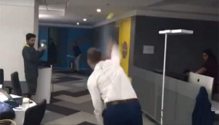 Must watch VIDEO: When Brett Lee played office cricket with Aakash Chopra