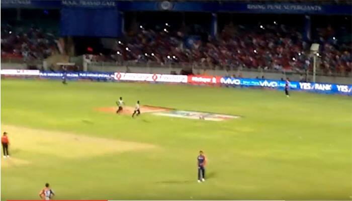 IPL VIDEO: Street dog entertains cricketers, spectators during Delhi v Pune game!