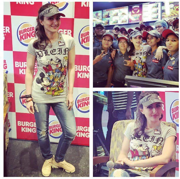 At the #BurgerKing opening in Jaipur today - a whopper of an experience- twitter@sakpataudi