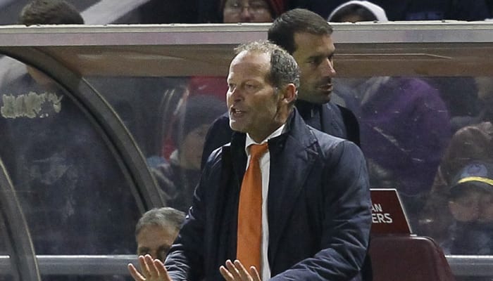 Dutch coach Danny Blind flays Man Utd over Van Gaal sacking