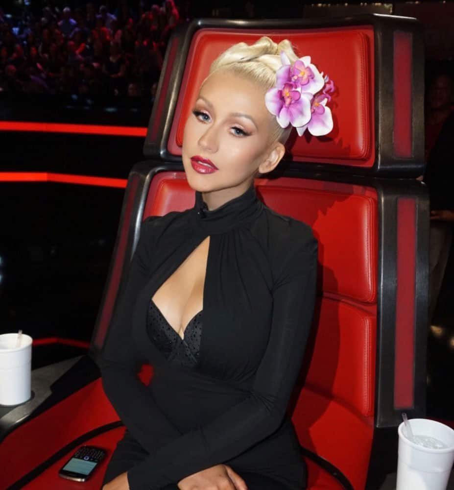 Christina Aguilera ‏@xtina  :- Get the look - #VoiceFinale last night… -twitter