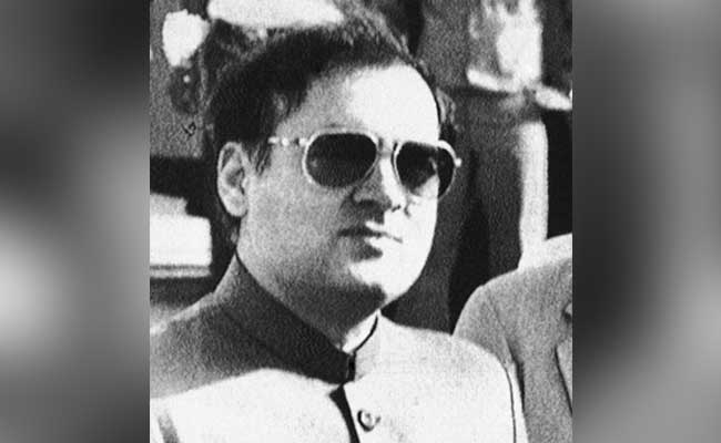 When Rajiv Gandhi explained features of a new Indian Navy ship to his parents-in-law
