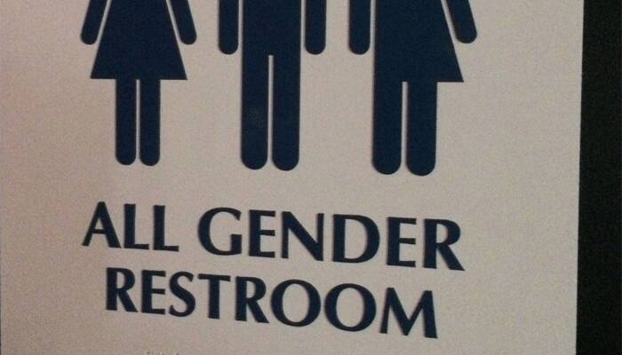 US states sue White House over transgender bathroom use