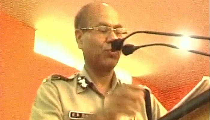 Haryana DGP says common man has right to take criminal&#039;s life. Read his shocking views here