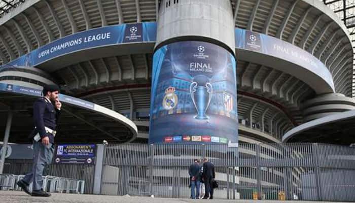 Champions League: WOAH! Fan splurges over Rs 9,00,000 for one football ticket!