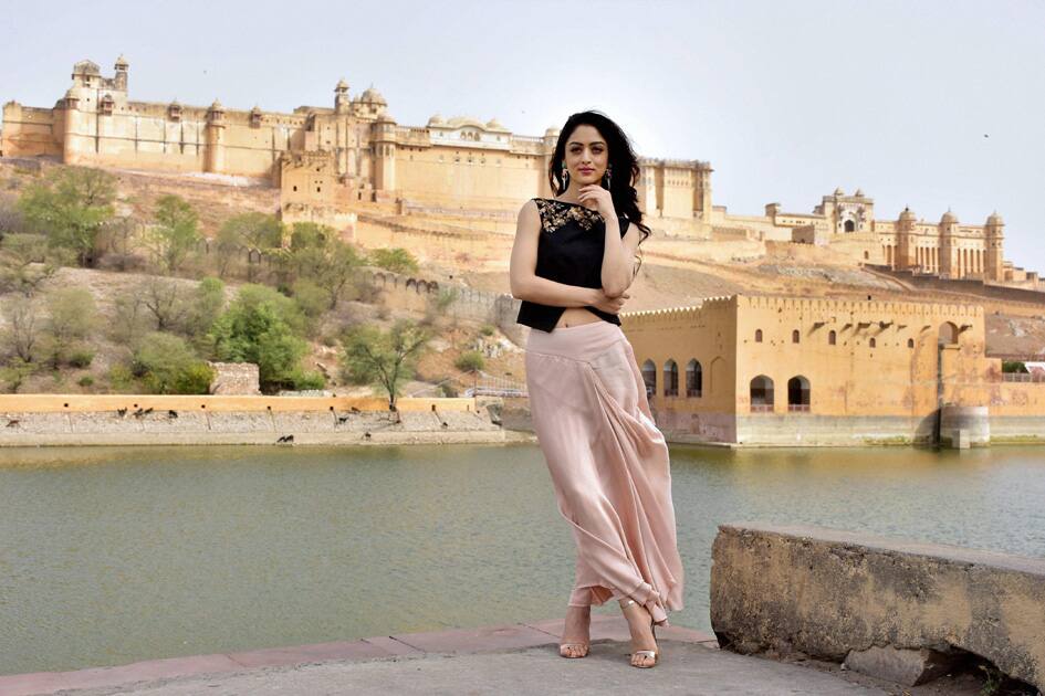 Sandeepa Dhar poses for a photo shoot near Amber Fort in Jaipur.