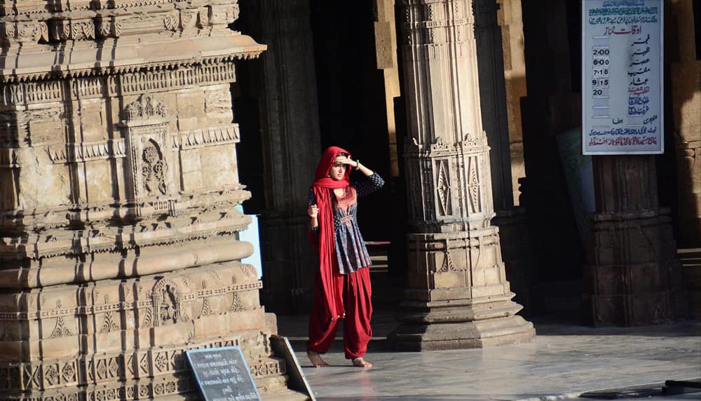 Bollywood actress Shraddha Kapoor during shoot of her upcomming movie OK JAANU at Historical Jama Mosque in Ahmedabad.