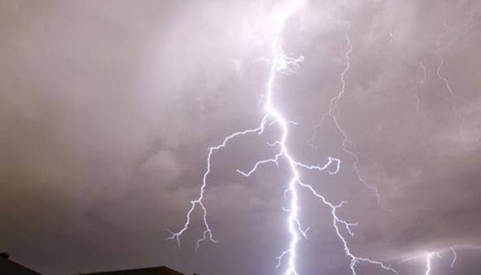 Lightning strikes German football pitch, 35 hurt, 3 seriously