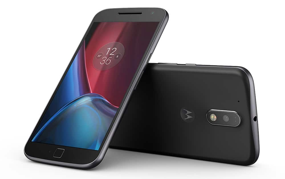 Motorola Moto G4 Plus is priced at Rs 13,499 and is the first handset of the company to sport a fingerprint sensor. It sports a 5.5-inch Full HD display and is powered by a 1.5GH Octa Core Qualcomm Snapdragon 617 processor. 