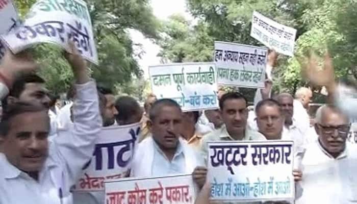 Jats protest outside Rajnath Singh&#039;s residence demanding reservation