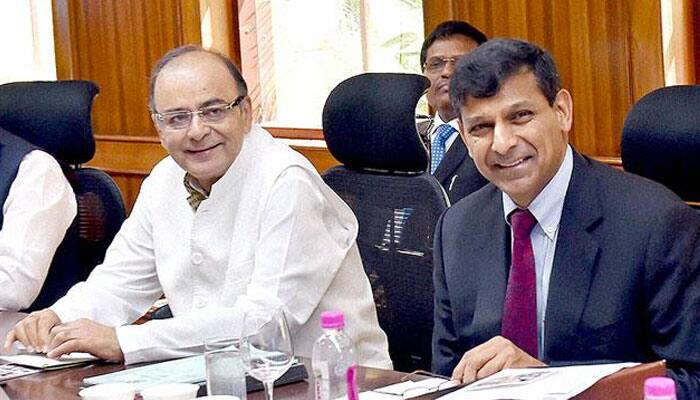 Arun Jaitley defends Raghuram Rajan; says RBI, Governor important institution of Indian economy